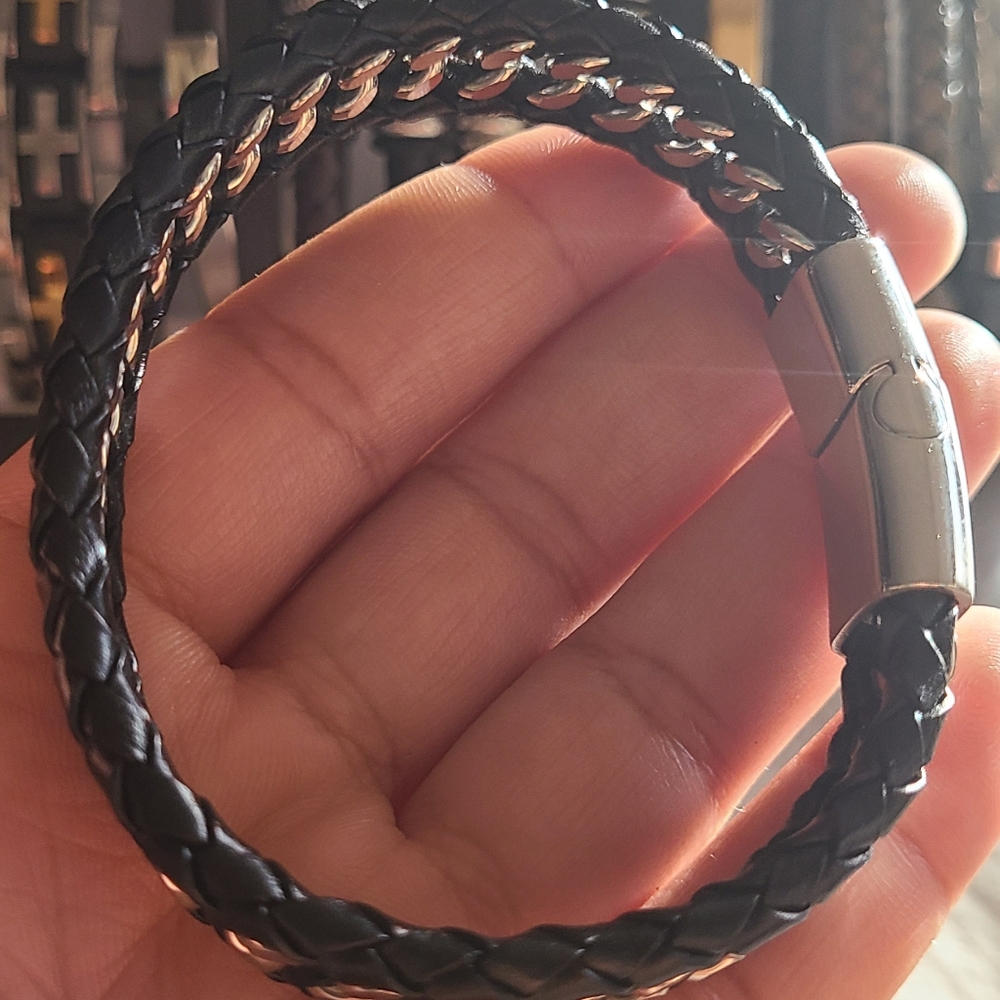 BRACELETS - Picture 3 of 3